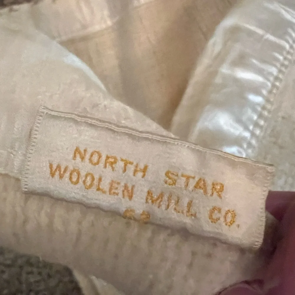 Vintage Northstar yellow blanket 42x34‎